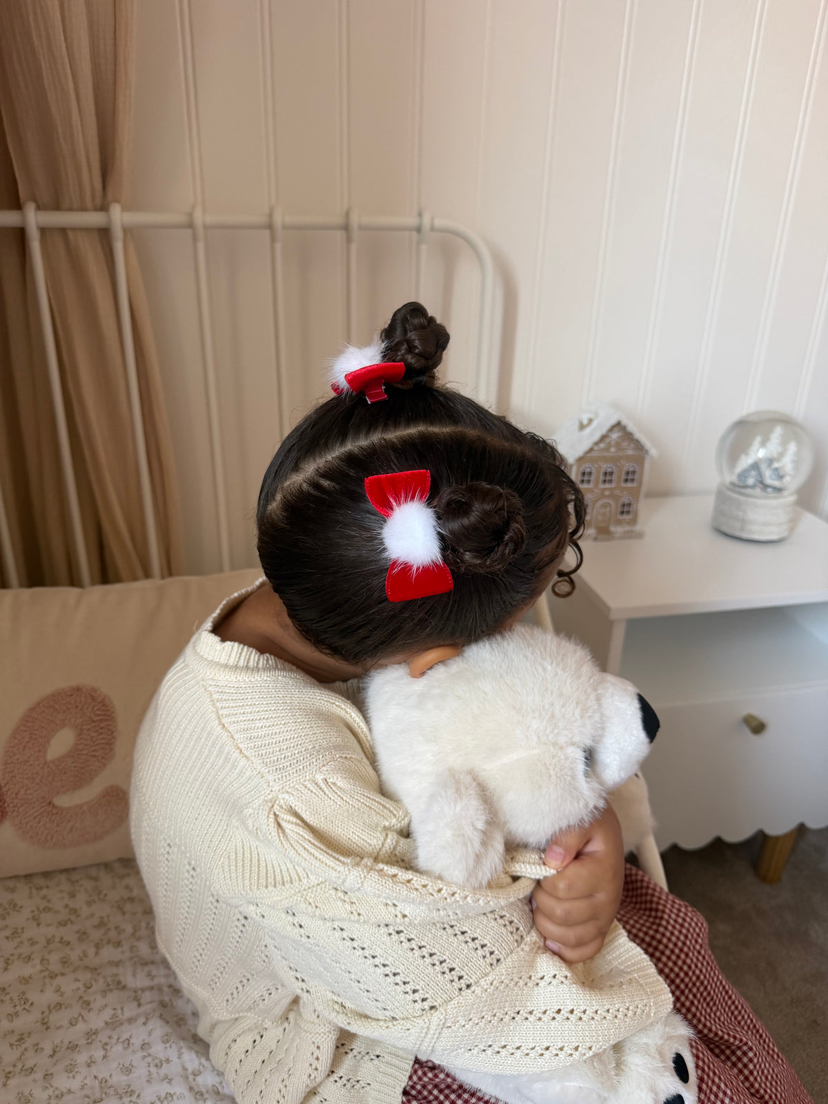 Knotted Pigtail Bows | Santa Velvet